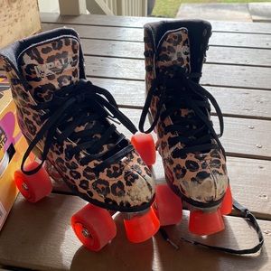 Impala roller skates size 5